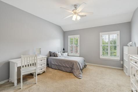 8904 Meadowknoll Drive Dallas TX 75243