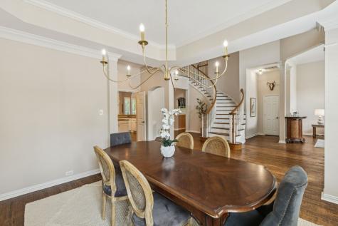 8904 Meadowknoll Drive Dallas TX 75243