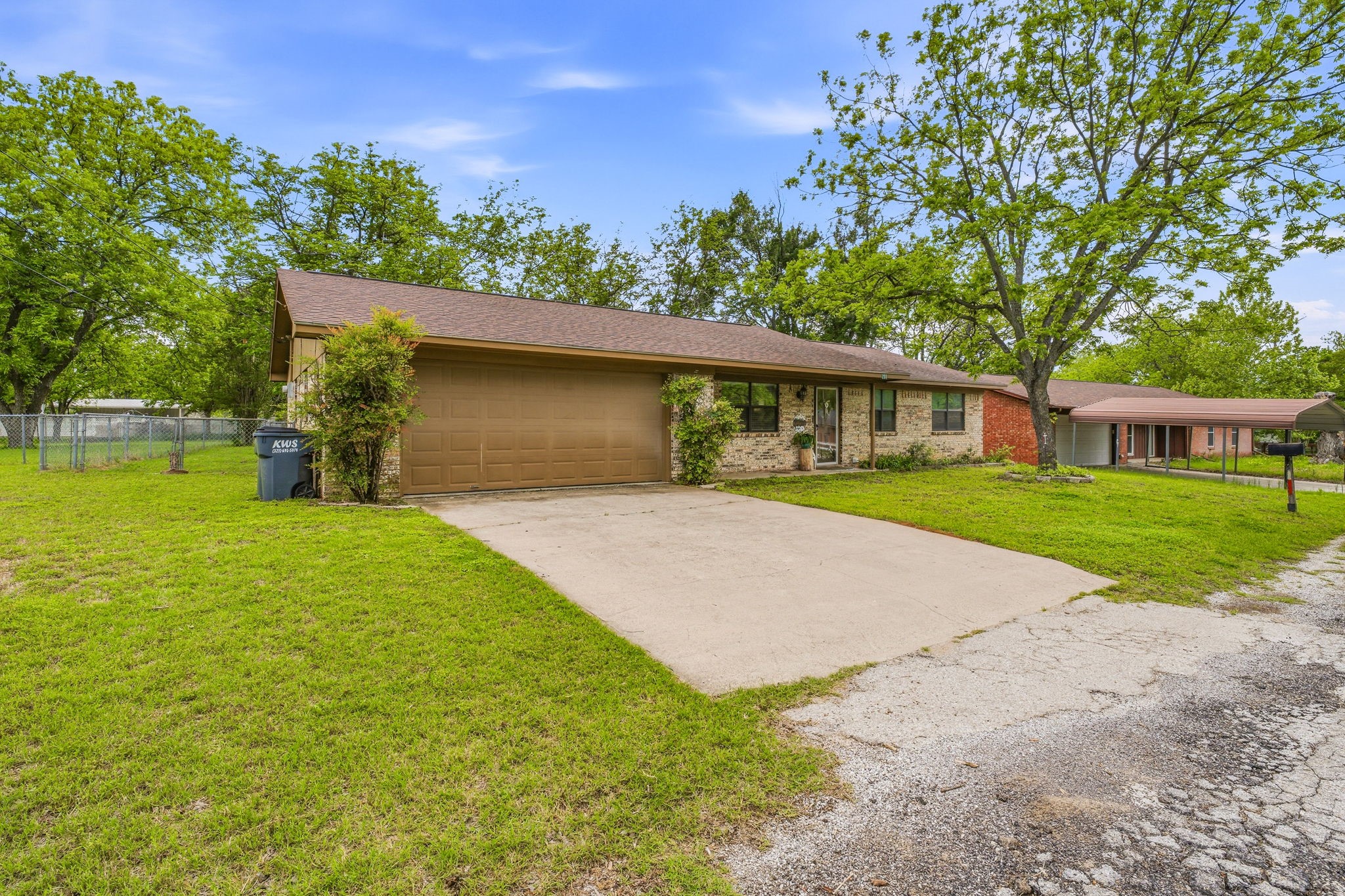 200 E Plum Avenue De Leon TX 76444