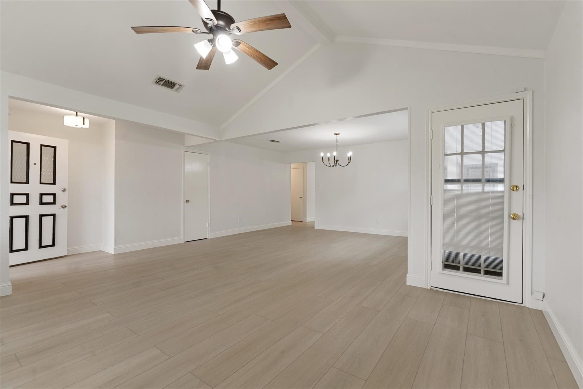 2024 Oakmeadow Street Bedford TX 76021