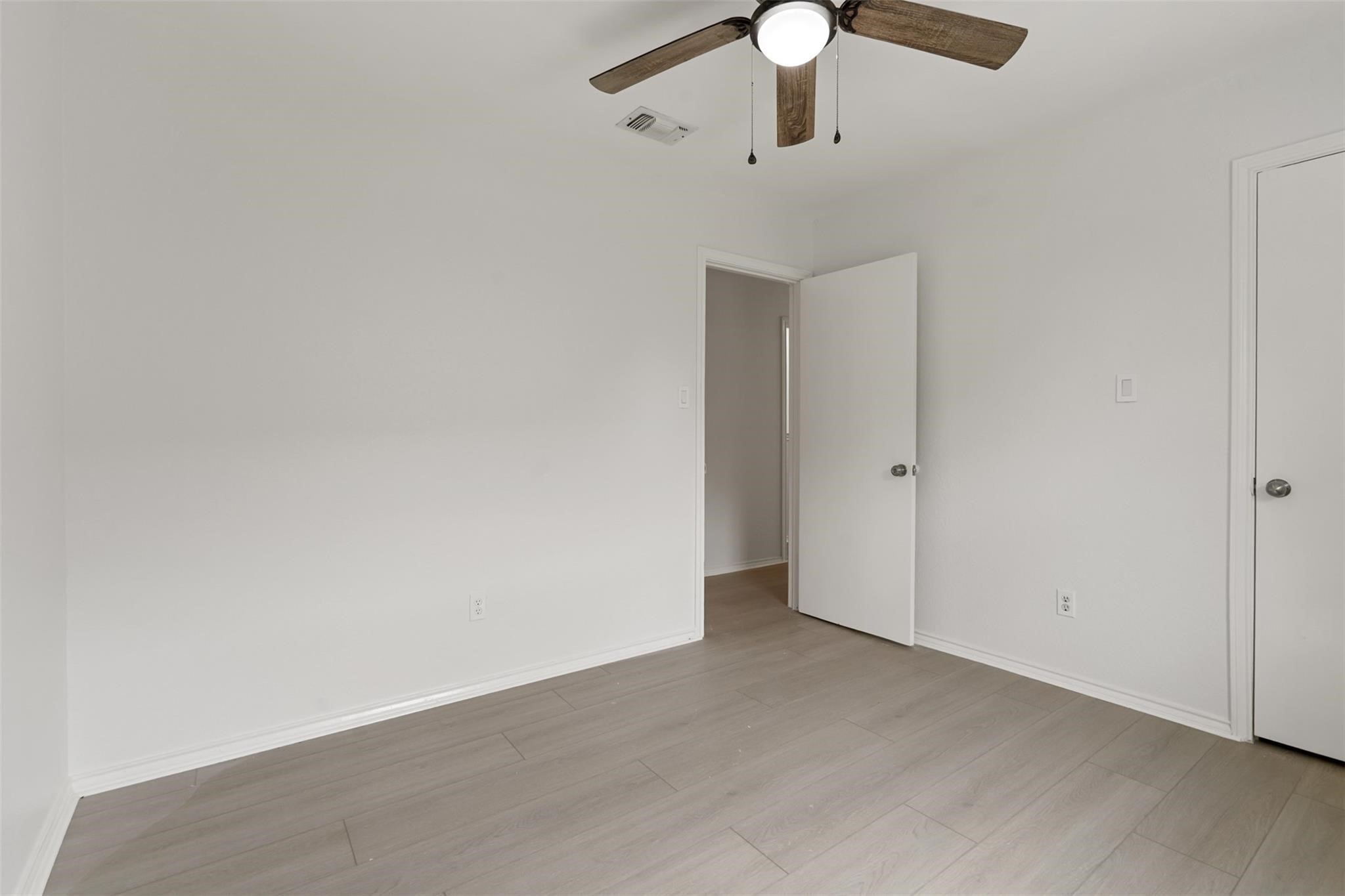 2024 Oakmeadow Street Bedford TX 76021