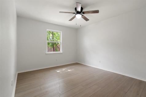 2024 Oakmeadow Street Bedford TX 76021