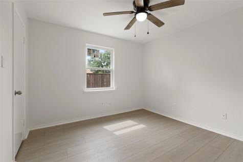 2024 Oakmeadow Street Bedford TX 76021