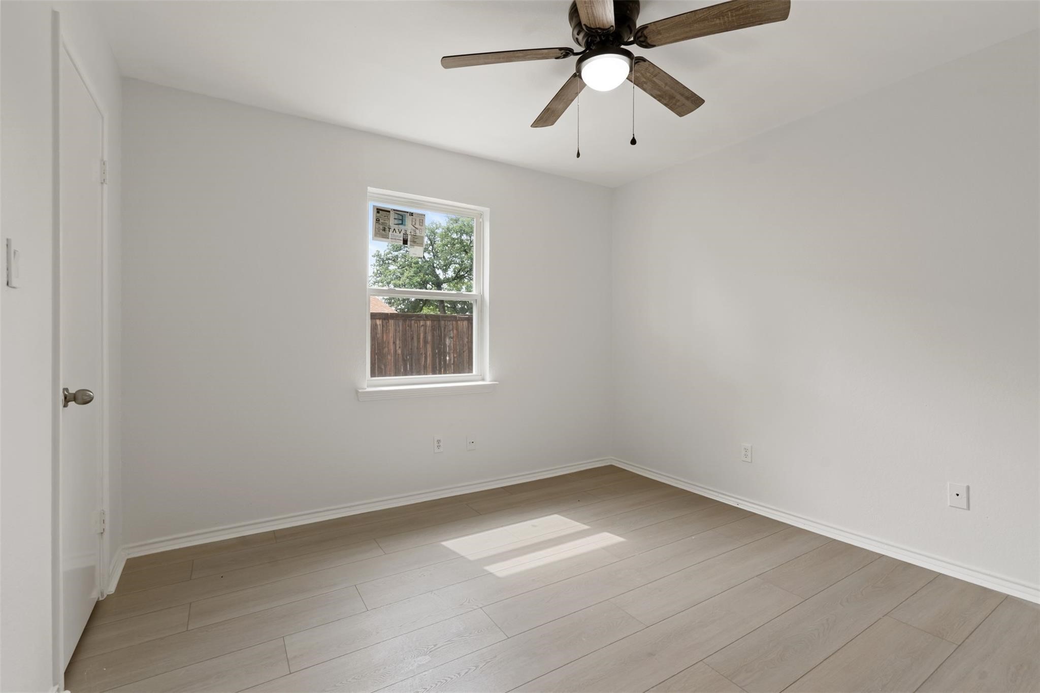 2024 Oakmeadow Street Bedford TX 76021