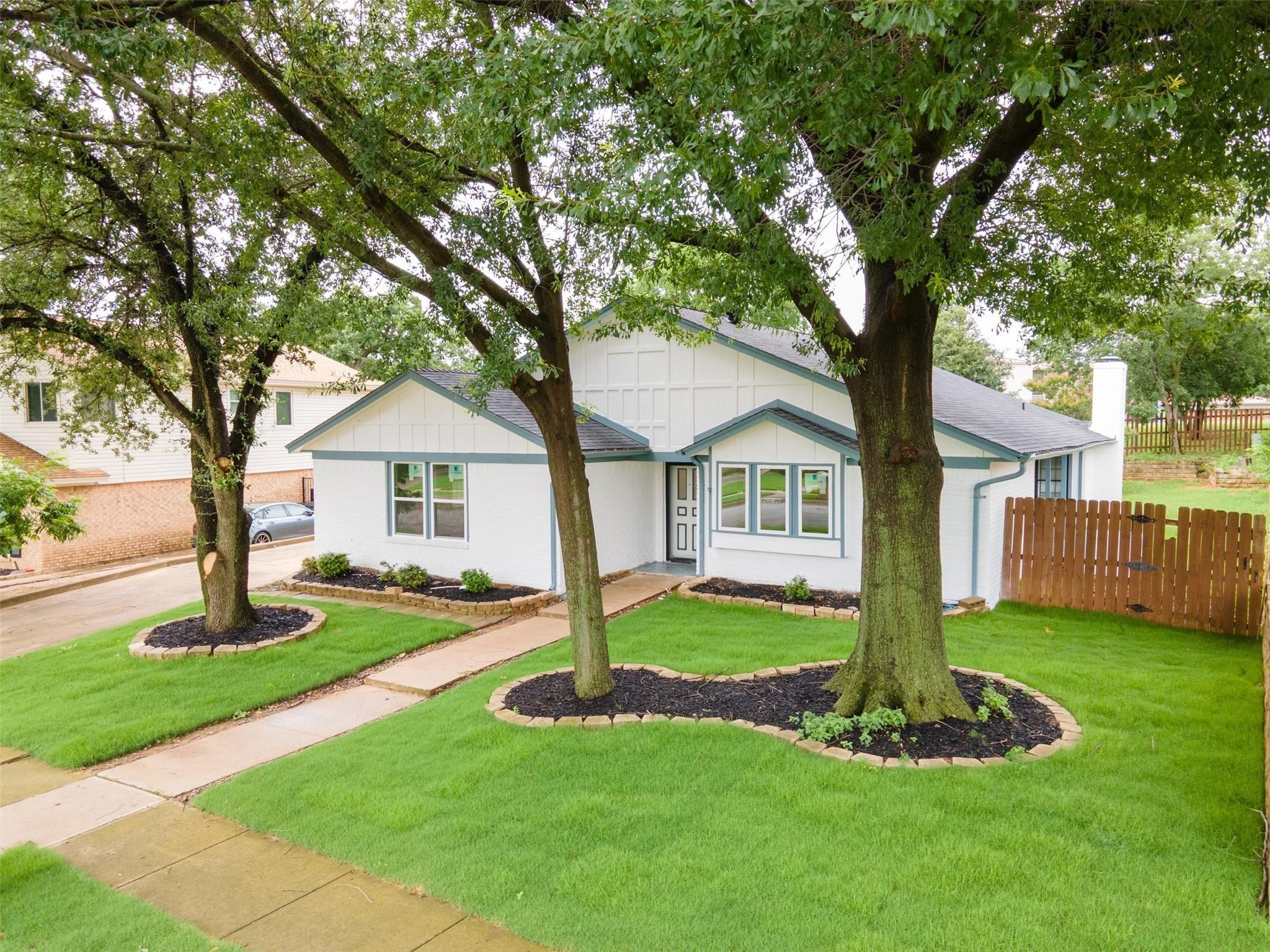 2024 Oakmeadow Street Bedford TX 76021