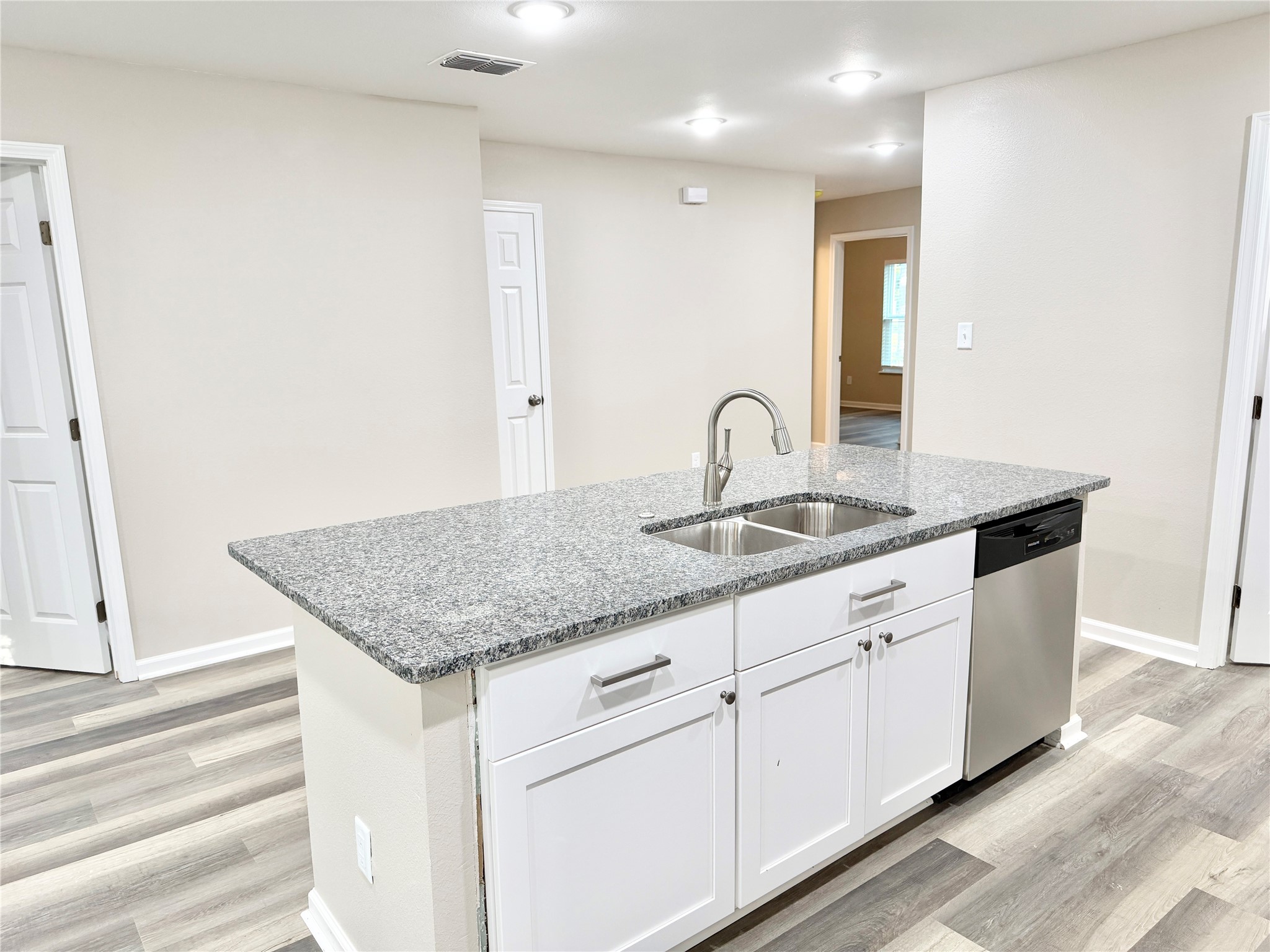 506 Jeanette Avenue Gladewater TX 75647