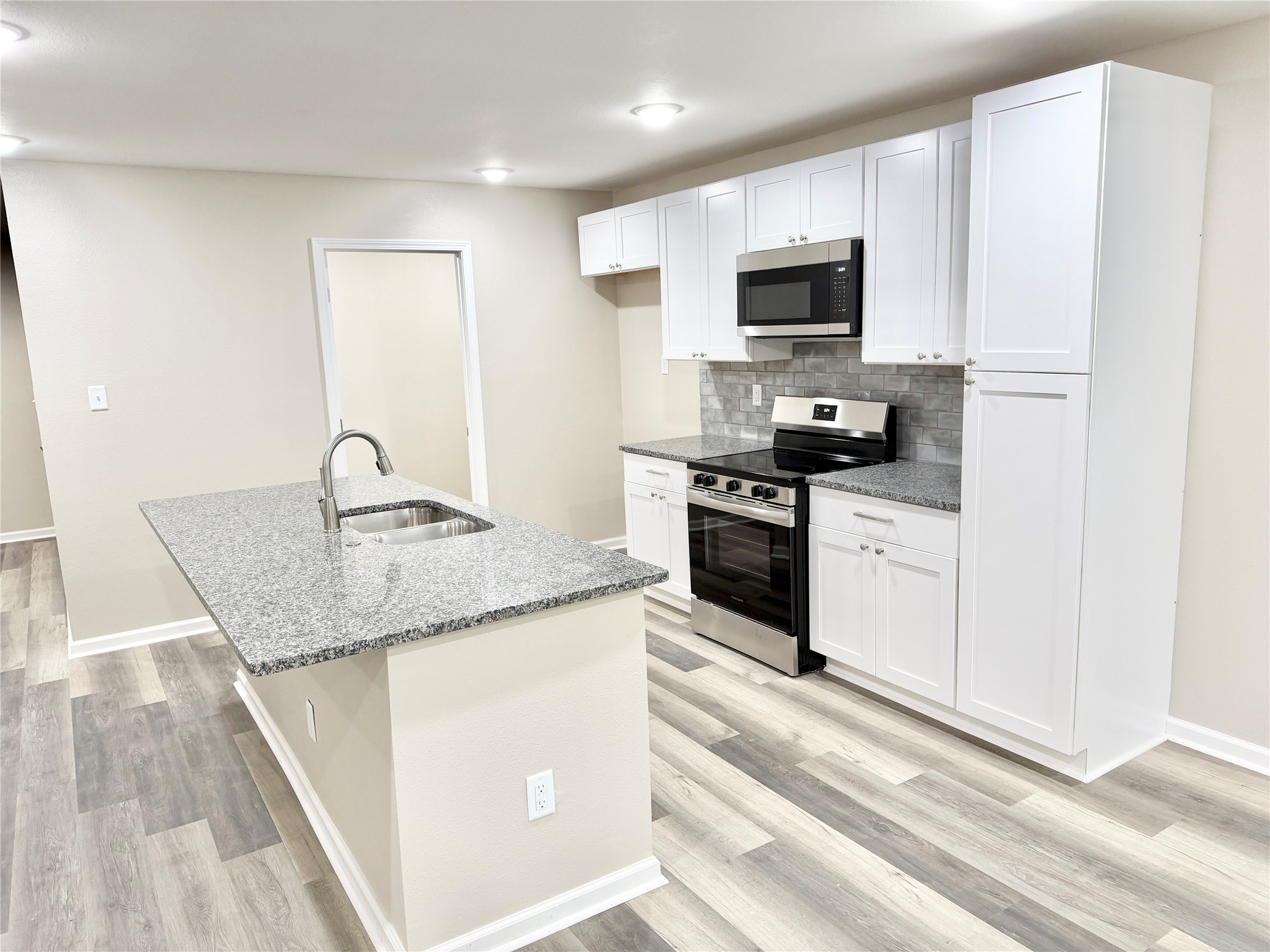 506 Jeanette Avenue Gladewater TX 75647