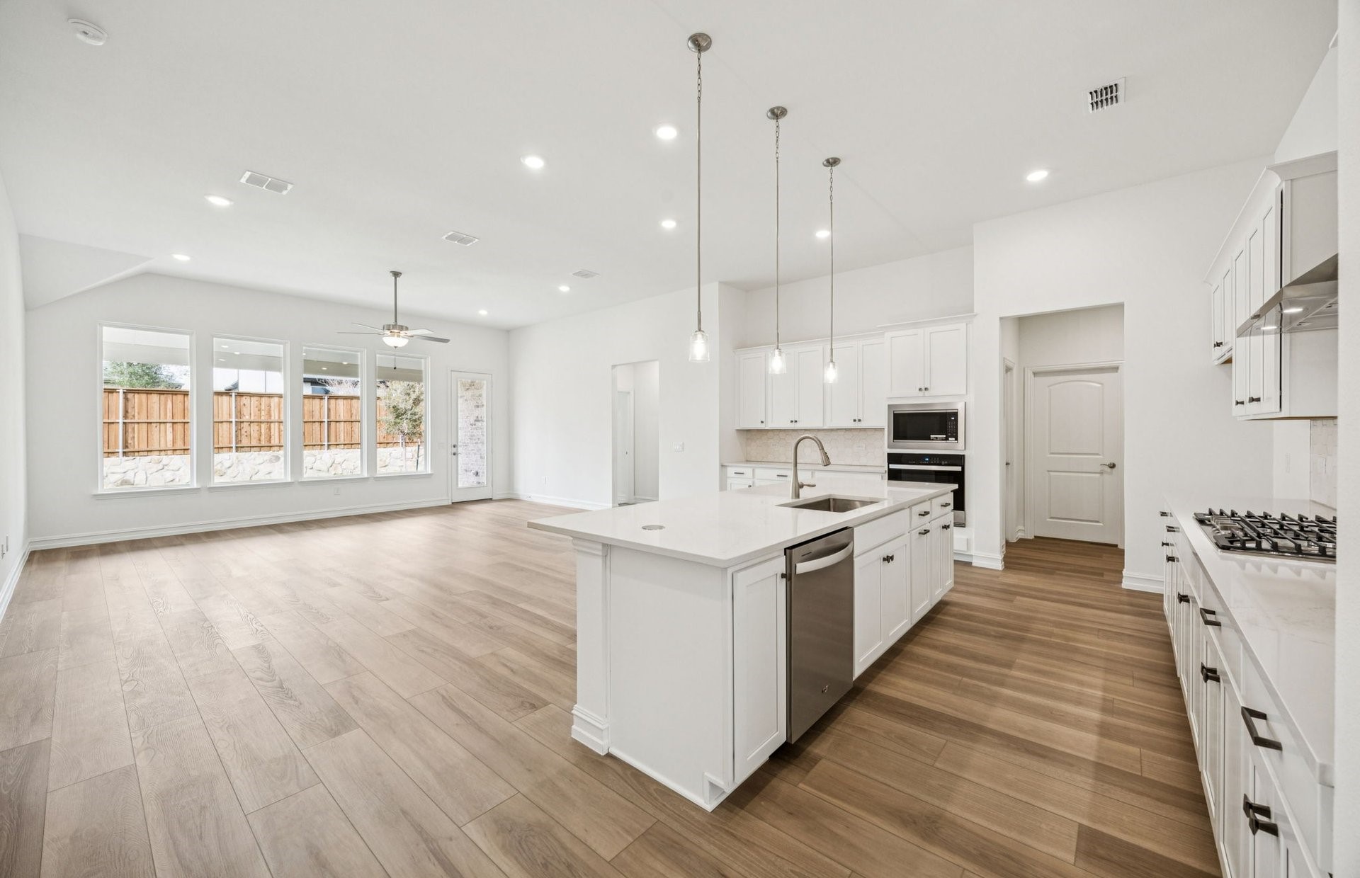 667 Pistachio Parkway Forney TX 75126
