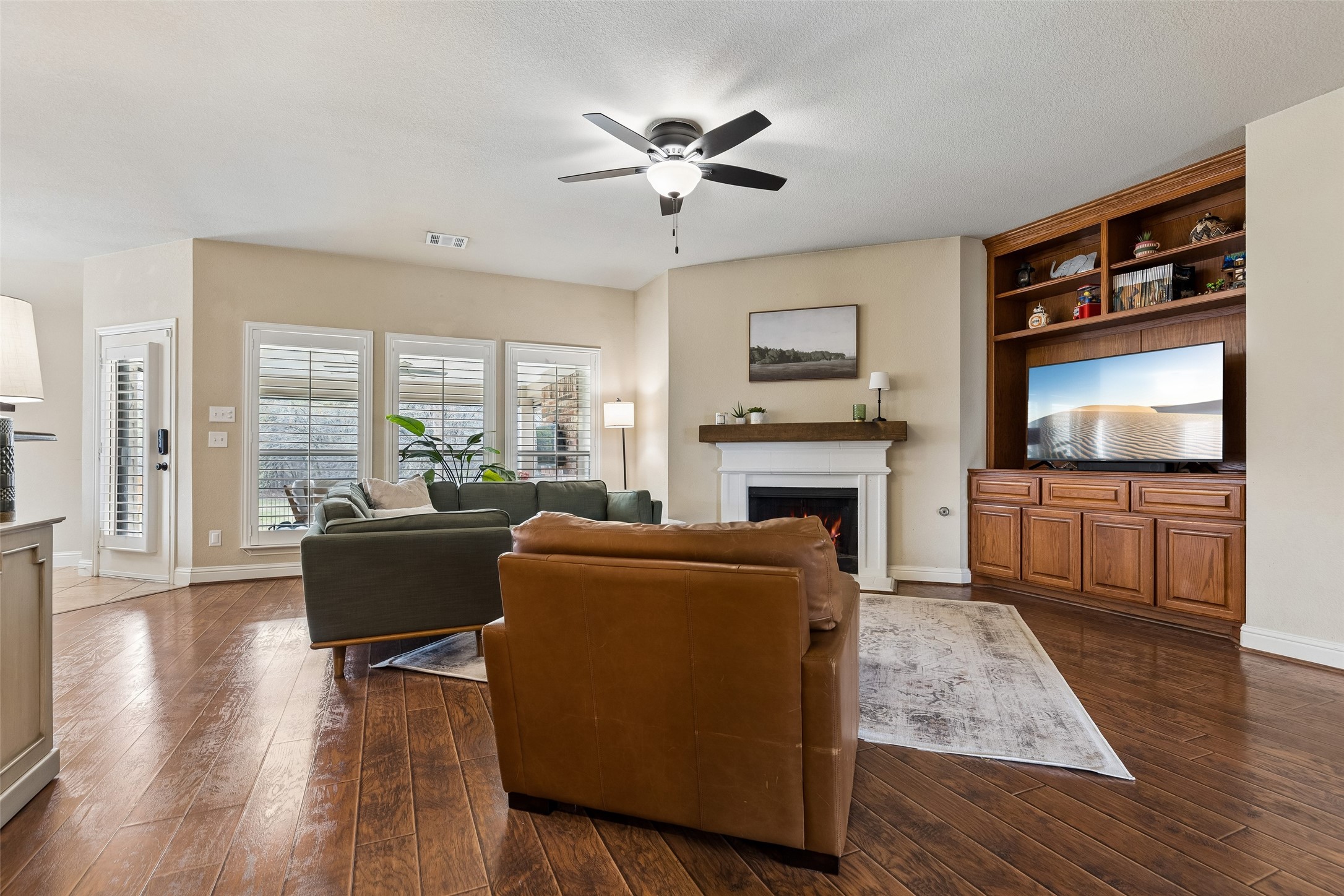 139 Country Lakes Drive Argyle TX 76226