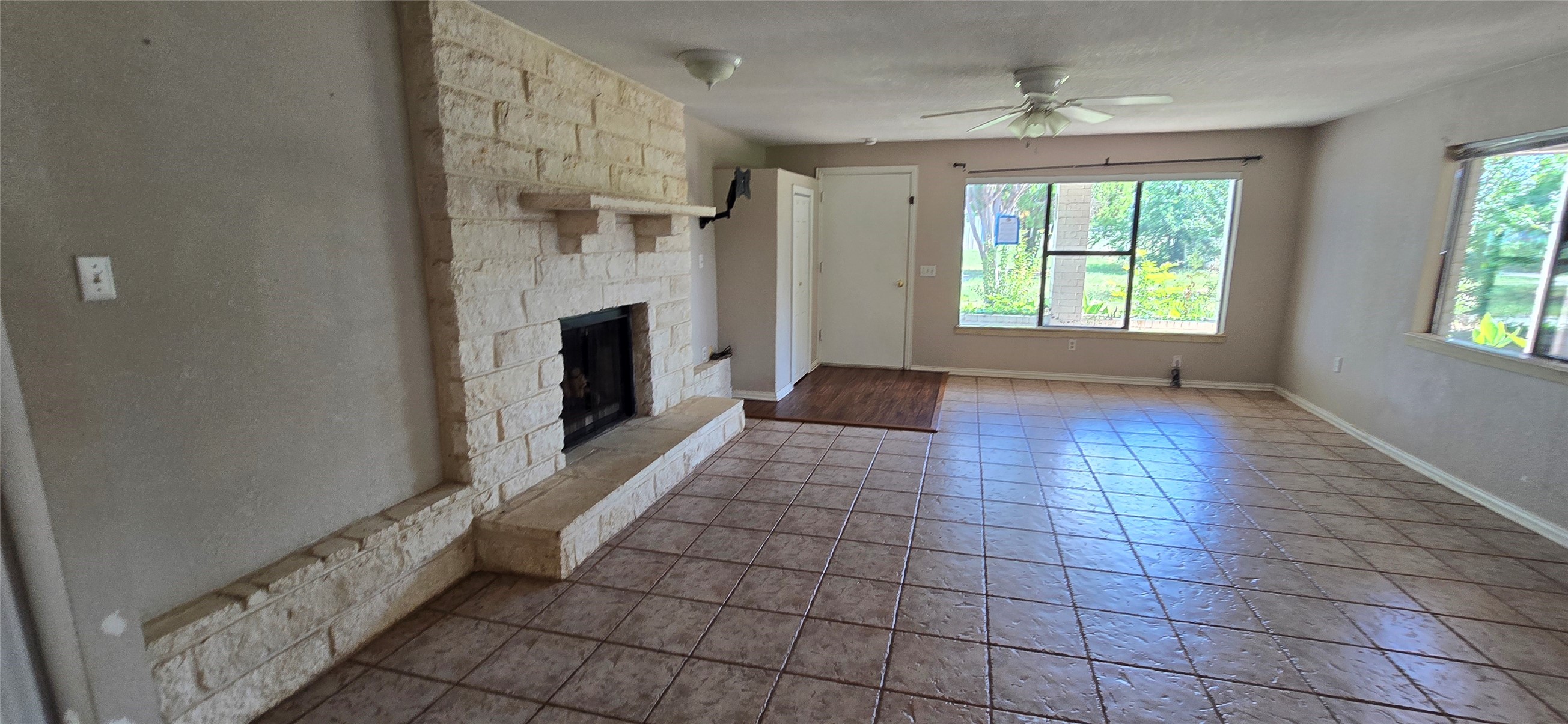 8295 Palo Pinto Highway Mineral Wells TX 76067
