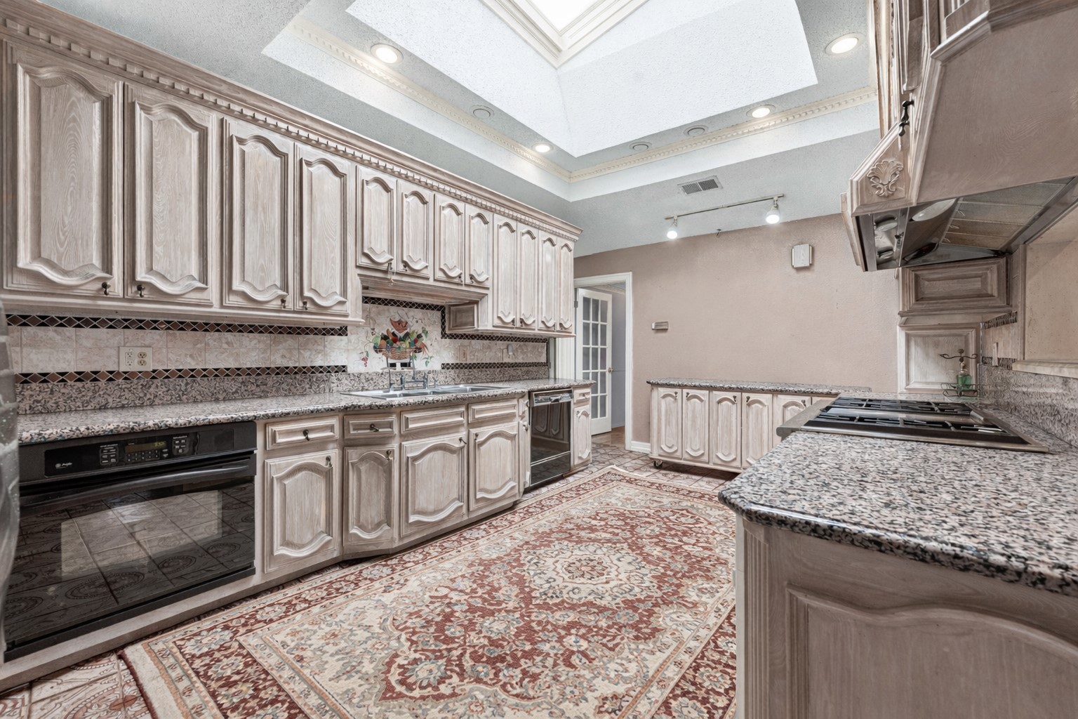 501 Colgate Drive Lancaster TX 75134