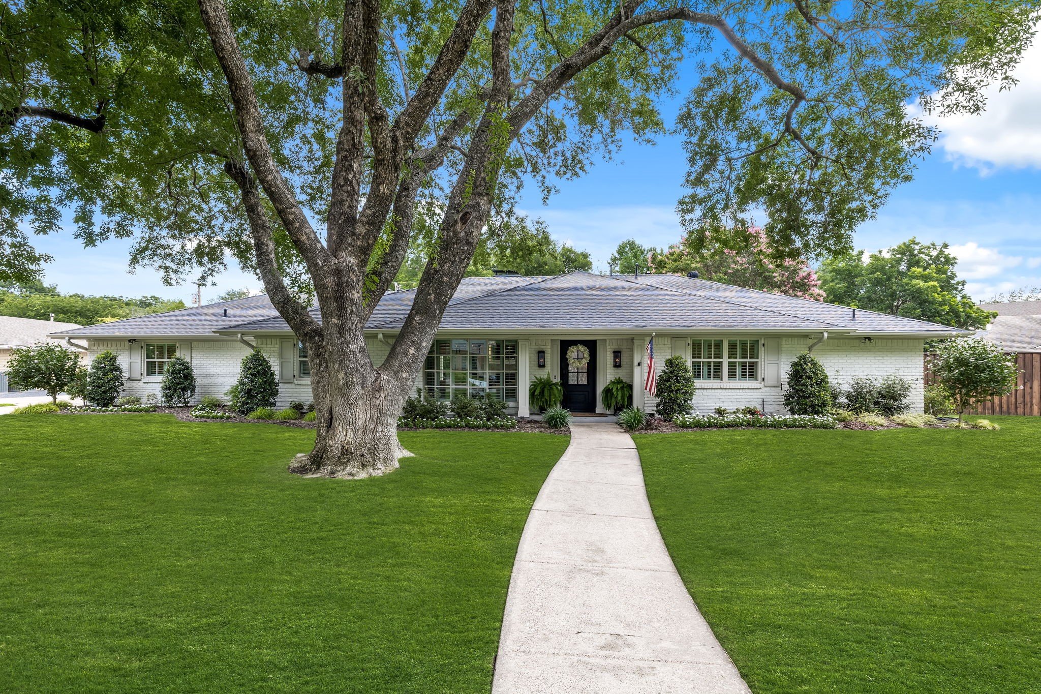 10530 Les Jardins Drive Dallas TX 75229