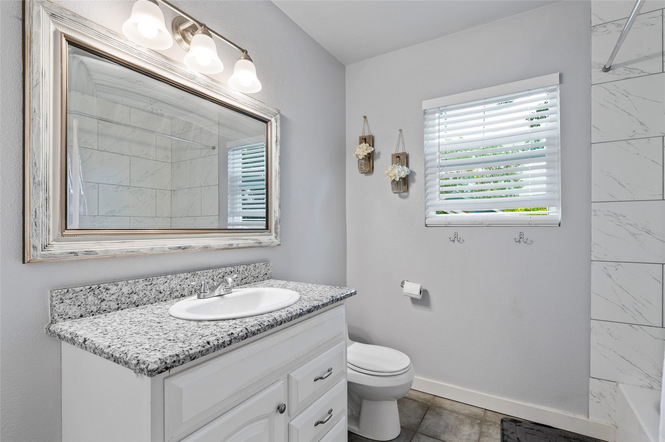 1531 W Main Street Denison TX 75020