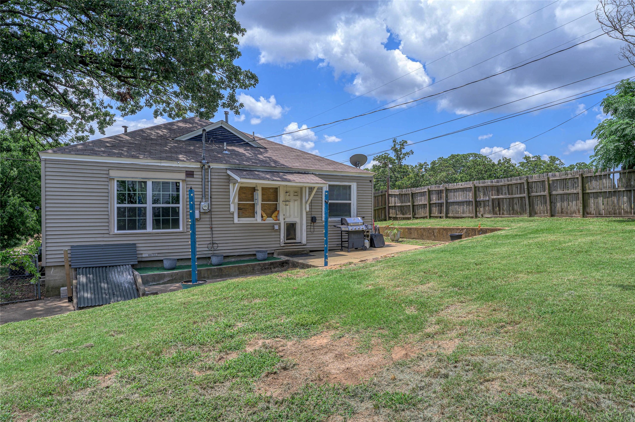 1531 W Main Street Denison TX 75020