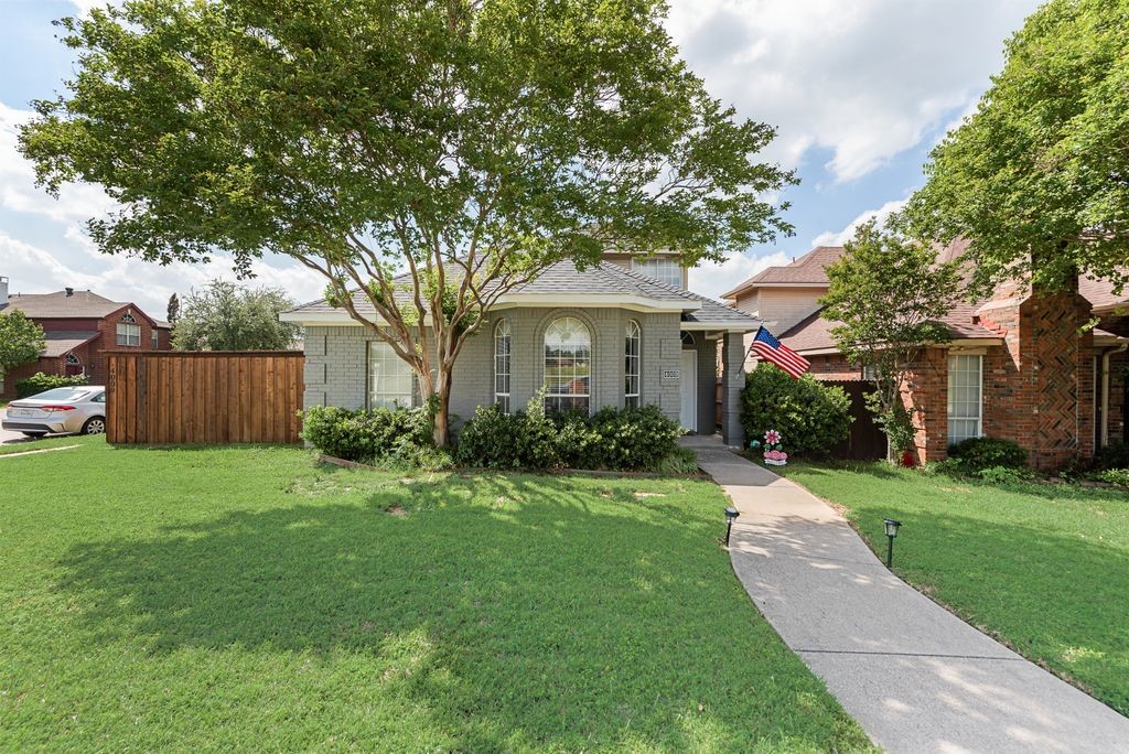 4009 Eisenhower Street Carrollton TX 75007