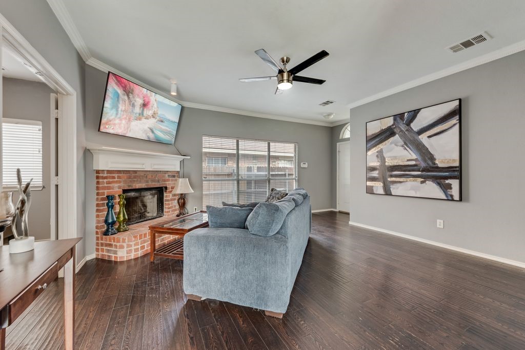 4009 Eisenhower Street Carrollton TX 75007
