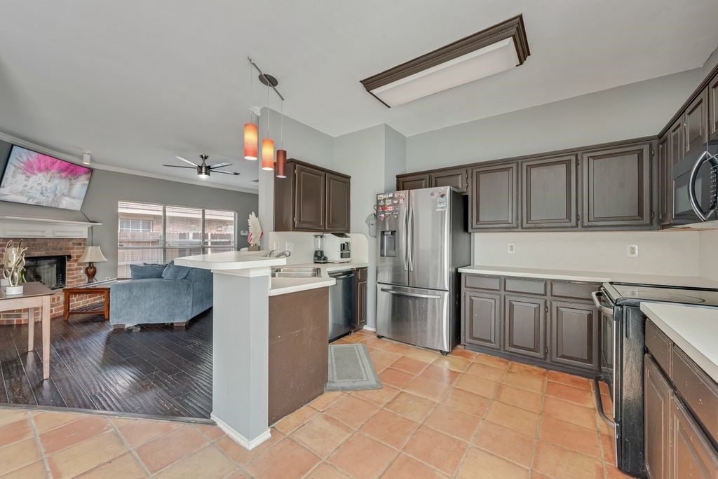 4009 Eisenhower Street Carrollton TX 75007
