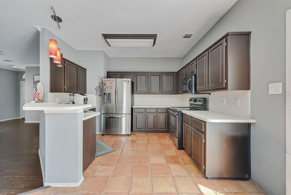 4009 Eisenhower Street Carrollton TX 75007