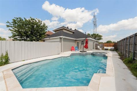 4009 Eisenhower Street Carrollton TX 75007