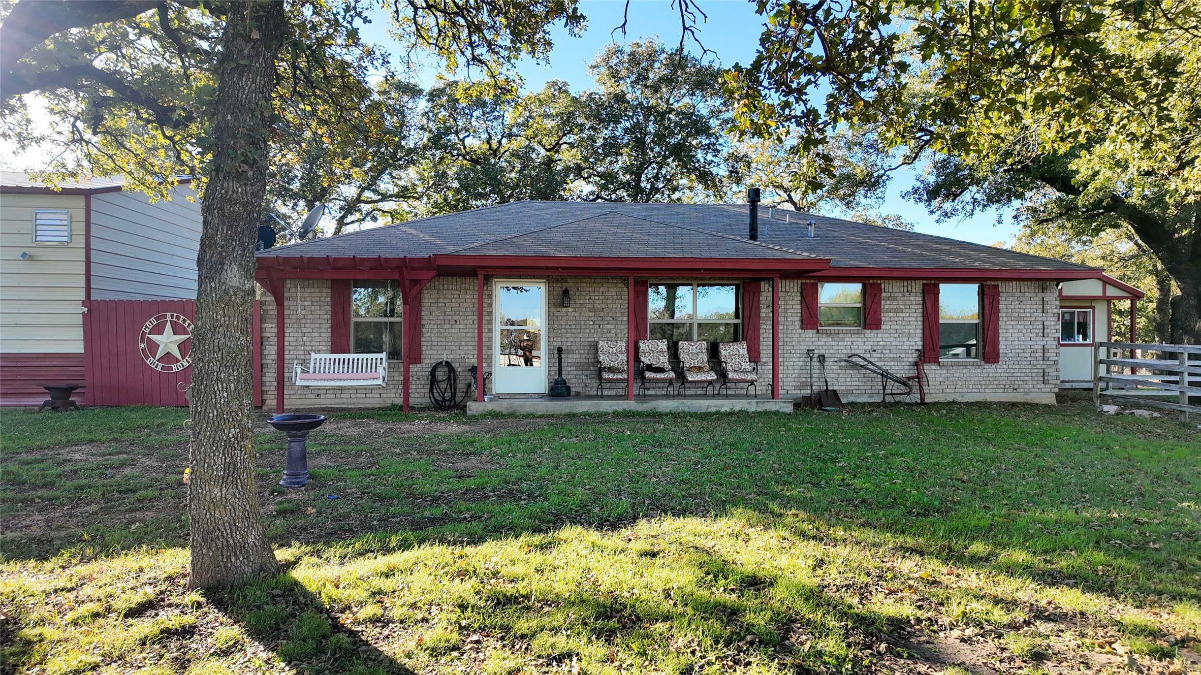 513 W Clay Street Montague TX 76251