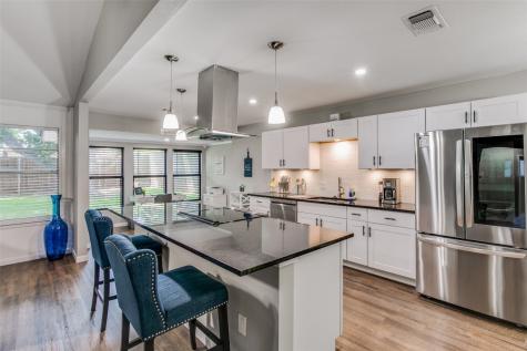 7621 Oak Ridge Drive North Richland Hills TX 76182