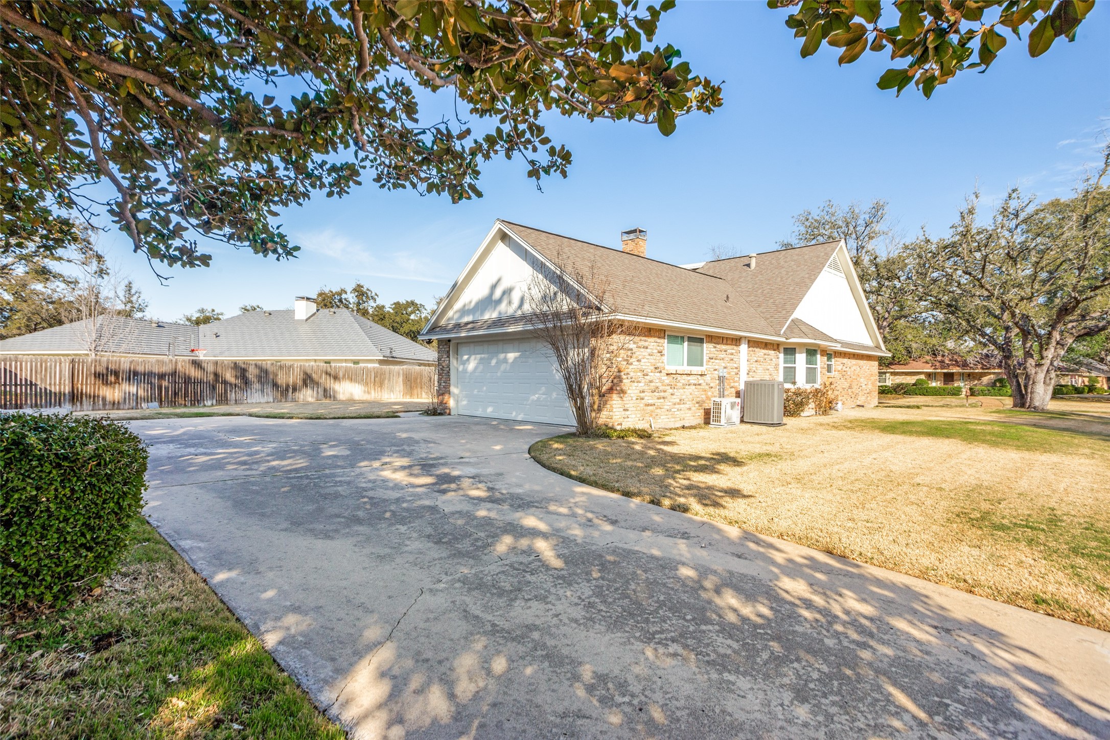 6901 Miramar Circle Fort Worth TX 76126