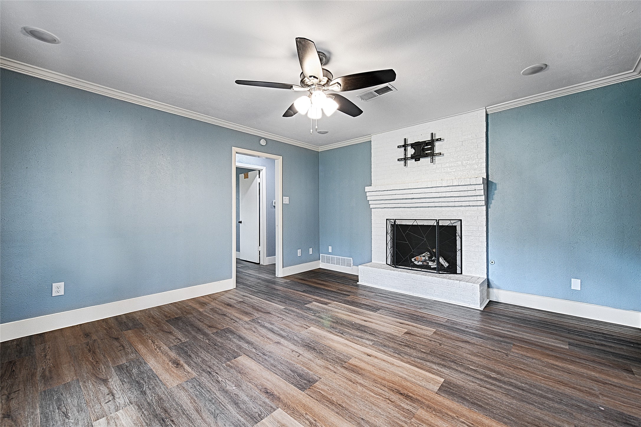 6413 Stonewall Street Greenville TX 75402