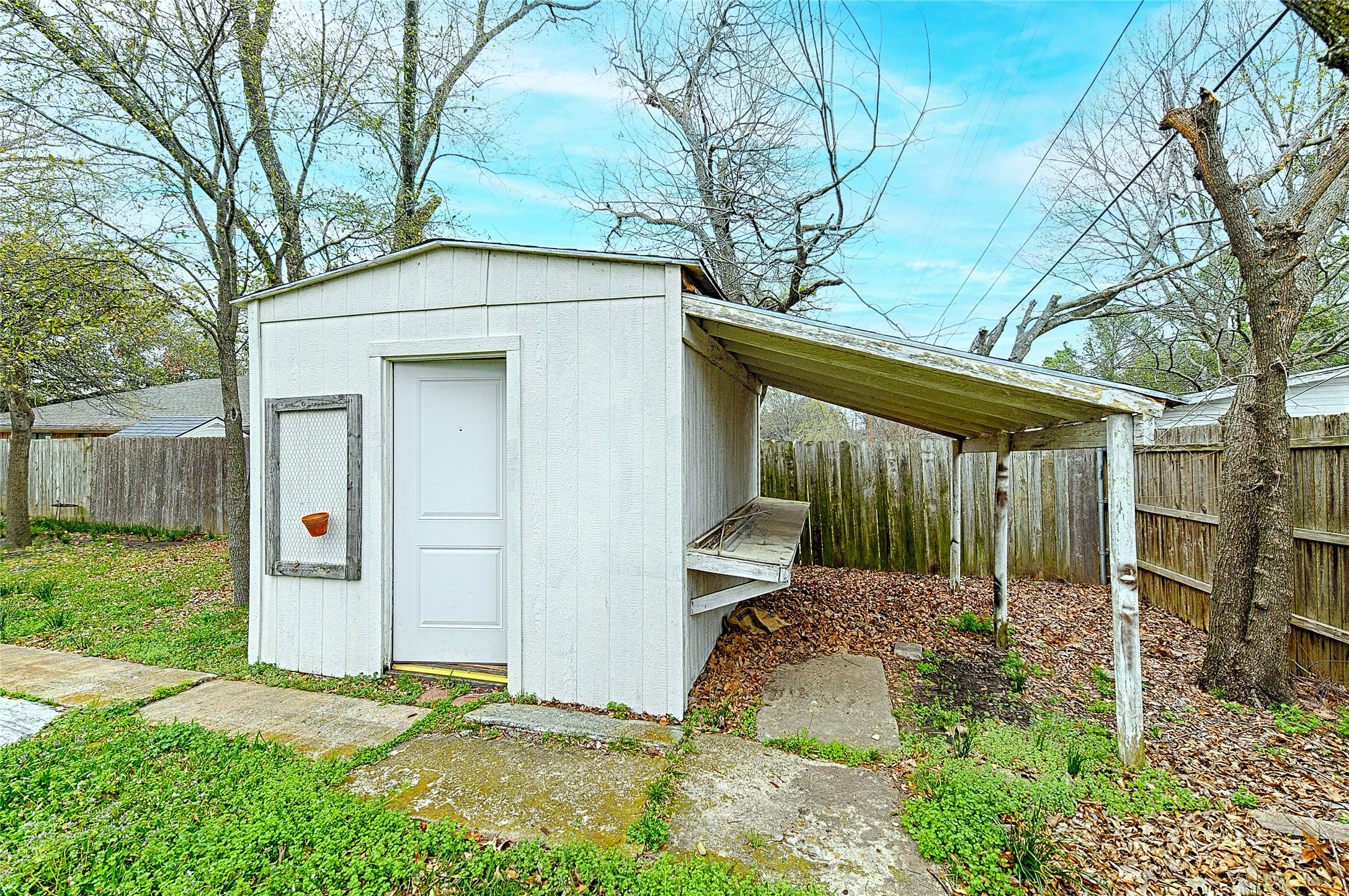 6413 Stonewall Street Greenville TX 75402