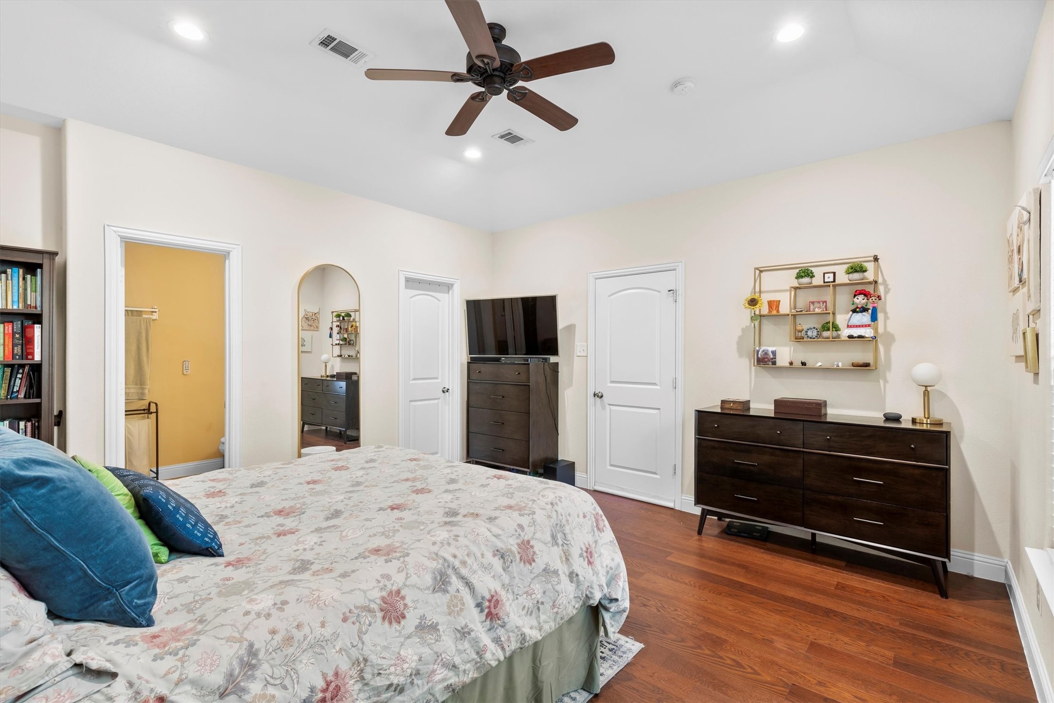1317 Nolte Drive Dallas TX 75208