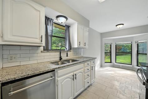 602 Valleyridge Court Decatur TX 76234