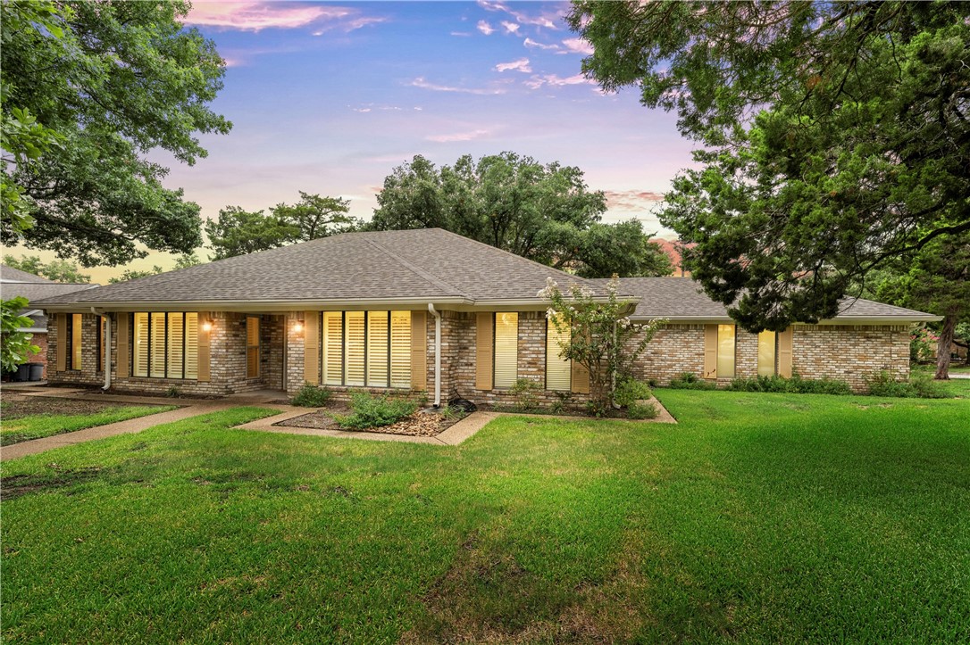 210 Trailwood Drive Woodway TX 76712