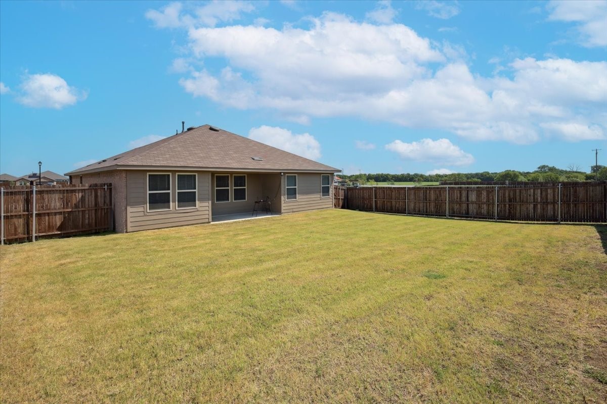 1320 Waveless Run Caddo Mills TX 75135