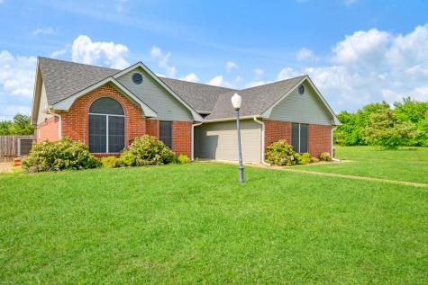 525 York Street Paris TX 75460