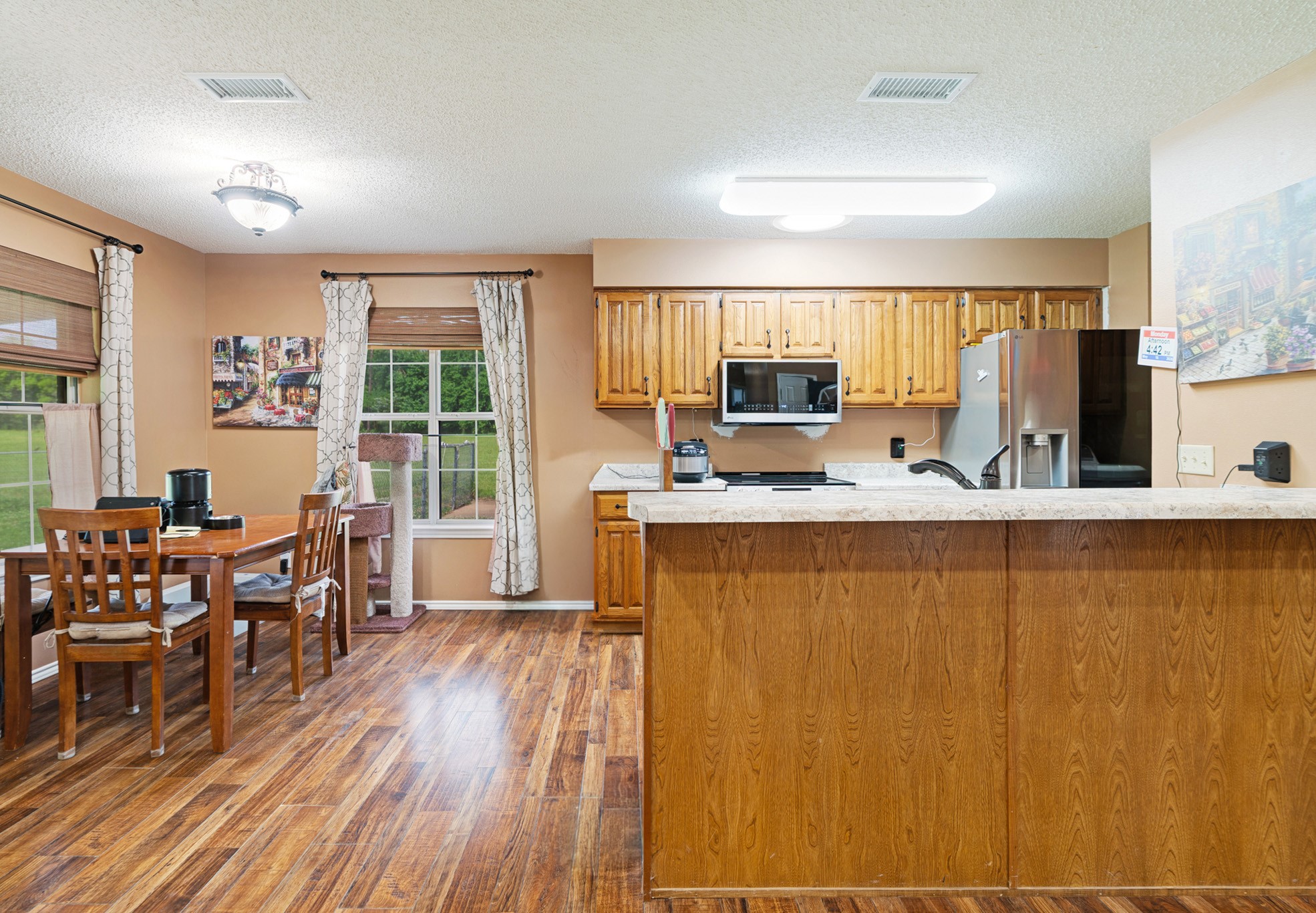 525 York Street Paris TX 75460