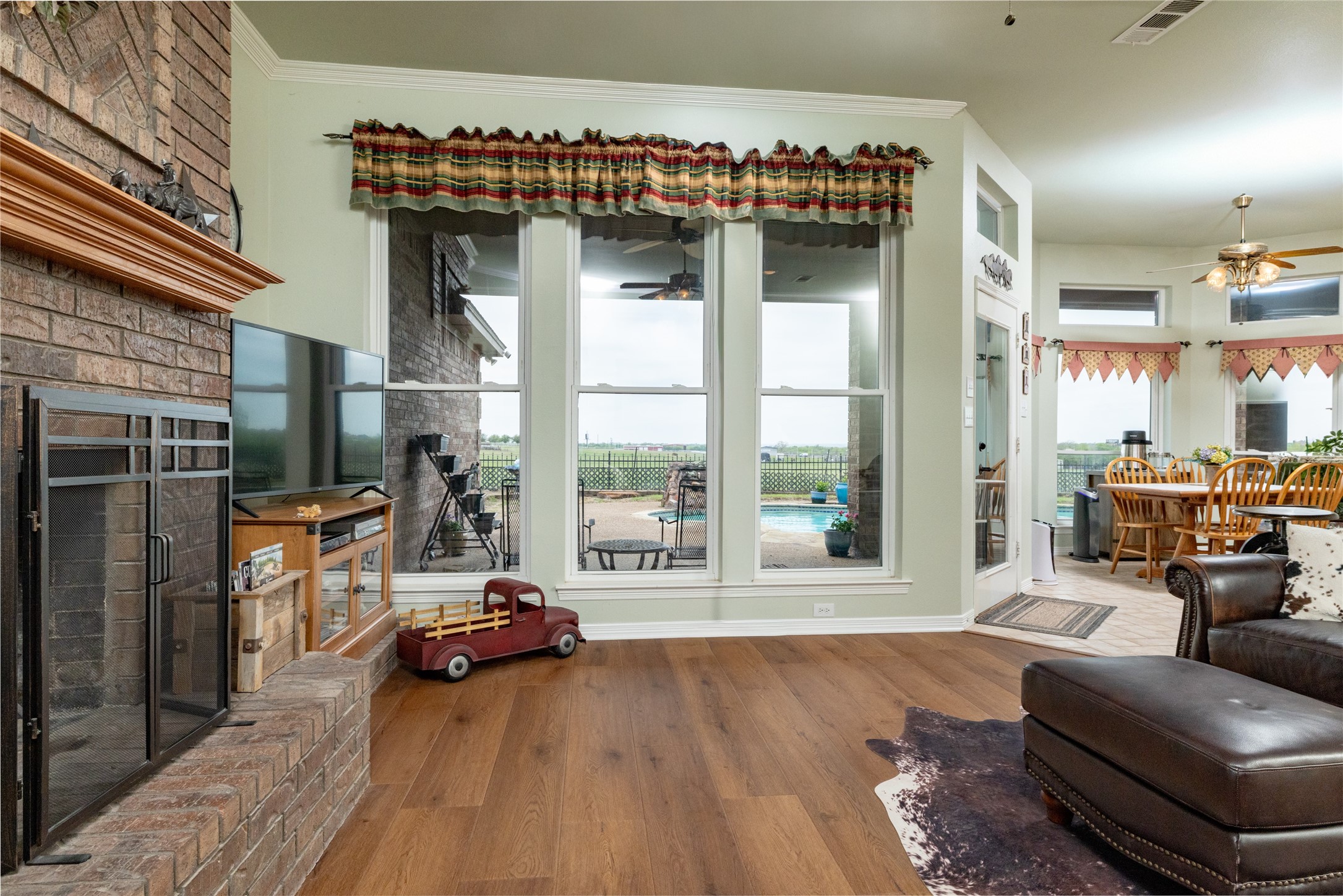 13435 Jackson Road Krum TX 76249