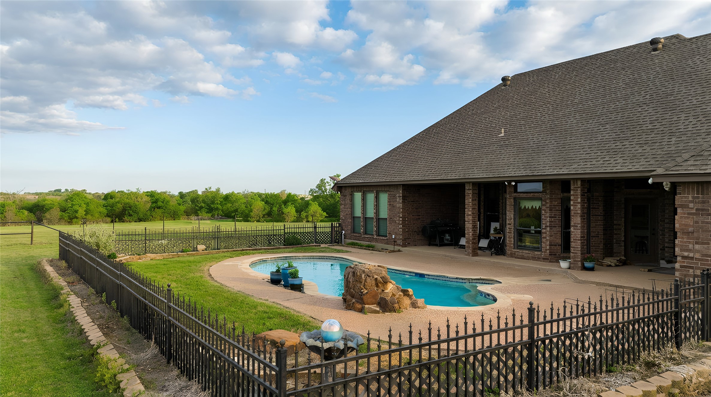 13435 Jackson Road Krum TX 76249