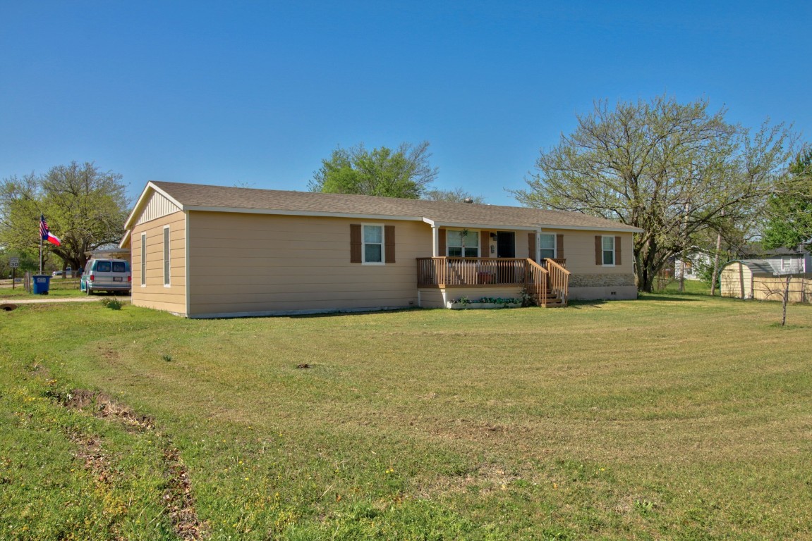 1211 E College Street Princeton TX 75407