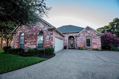5101 National Court Arlington TX 76017