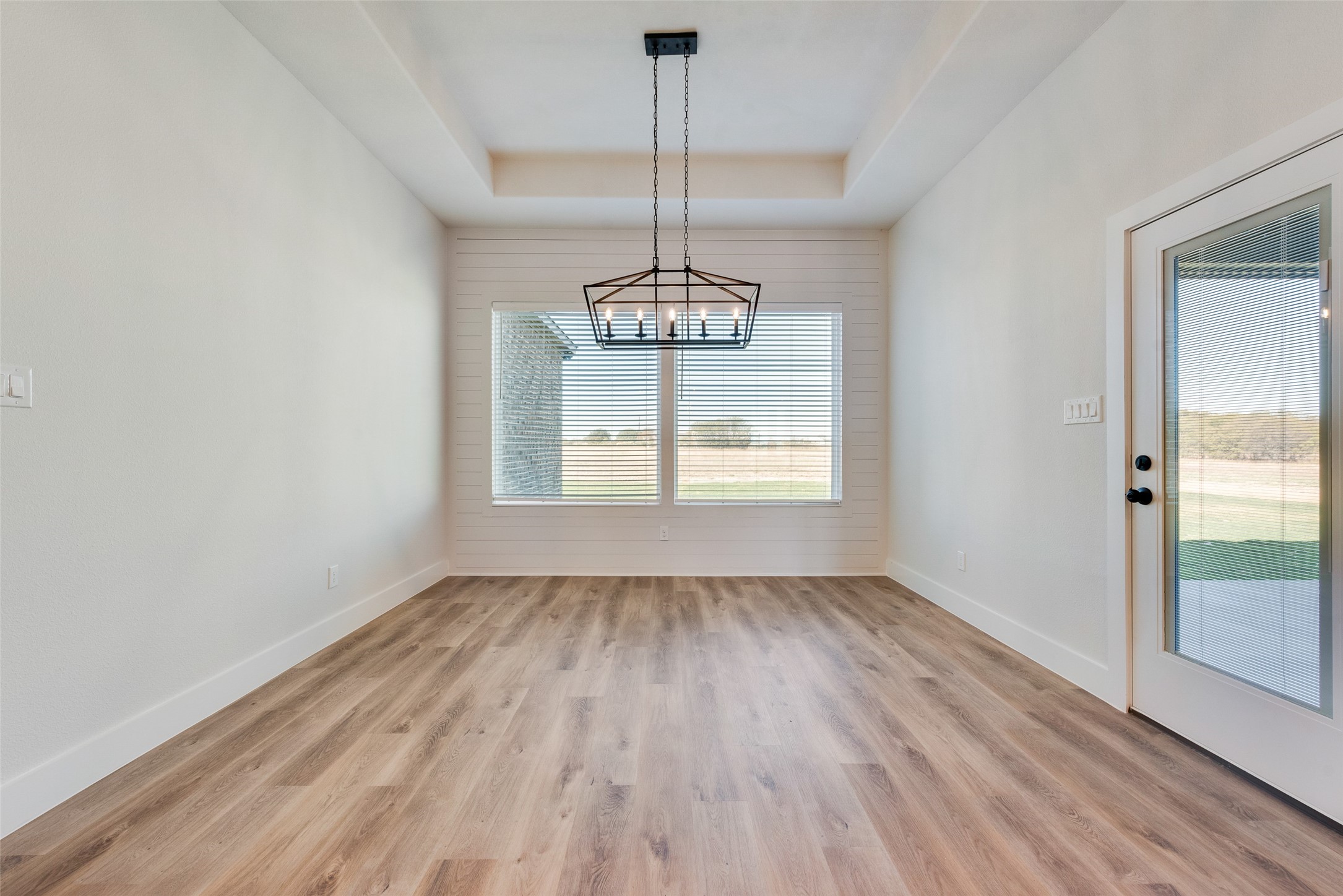 153 Dove Landing Valley View TX 76272