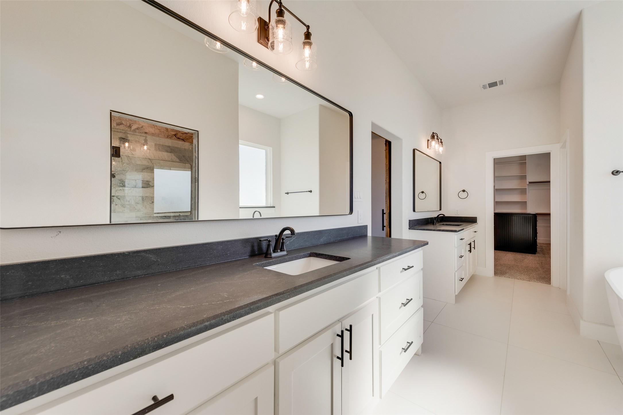 153 Dove Landing Valley View TX 76272