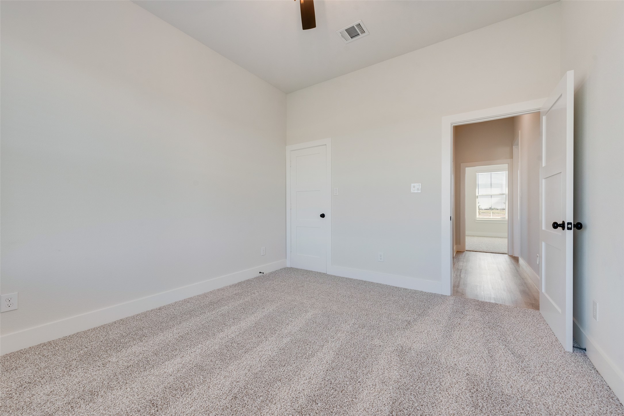 153 Dove Landing Valley View TX 76272