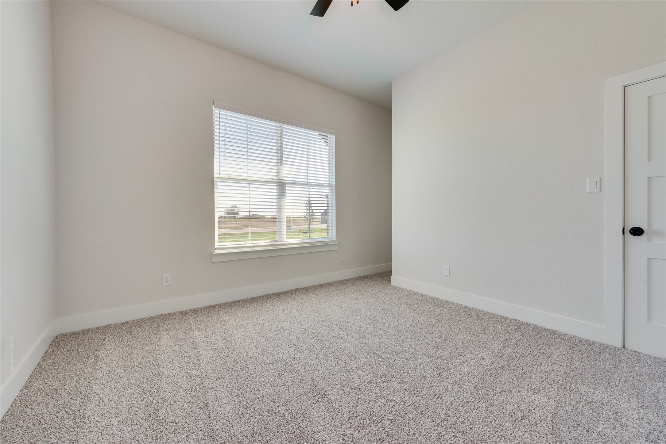 153 Dove Landing Valley View TX 76272