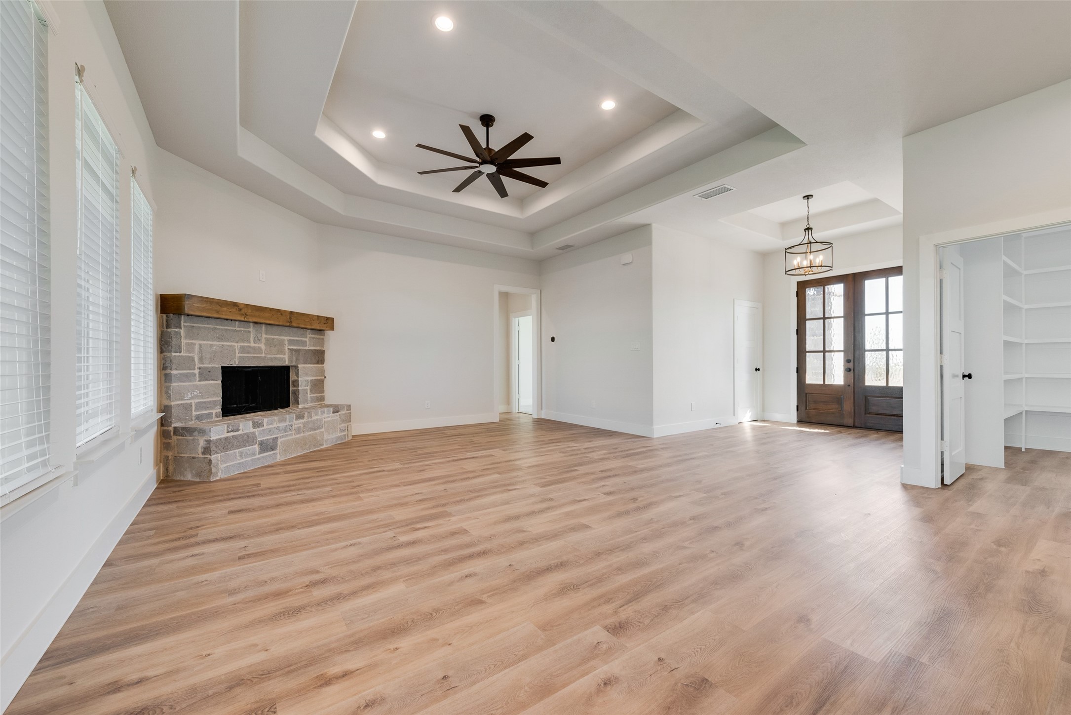 153 Dove Landing Valley View TX 76272