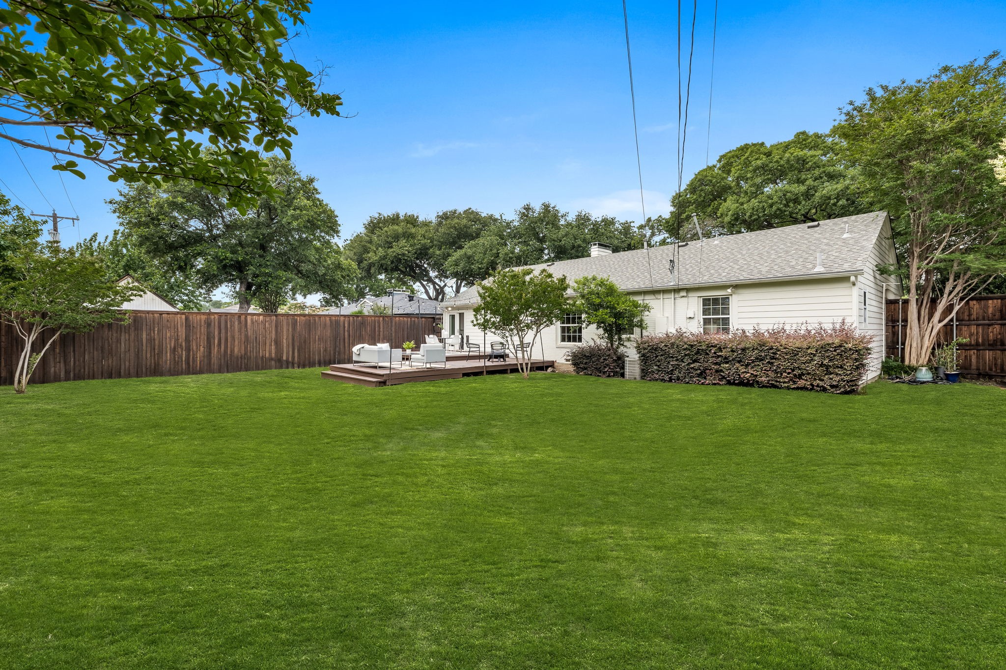 5018 Wateka Drive Dallas TX 75209