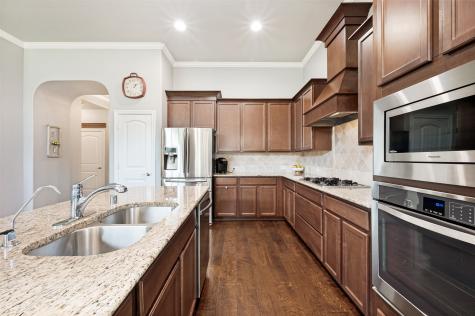 1317 Isabella Lane Savannah TX 76227