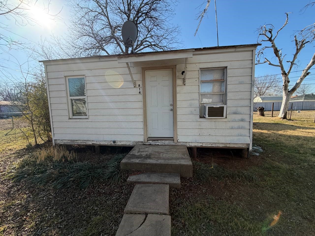 814 Tennessee Street Graham TX 76450