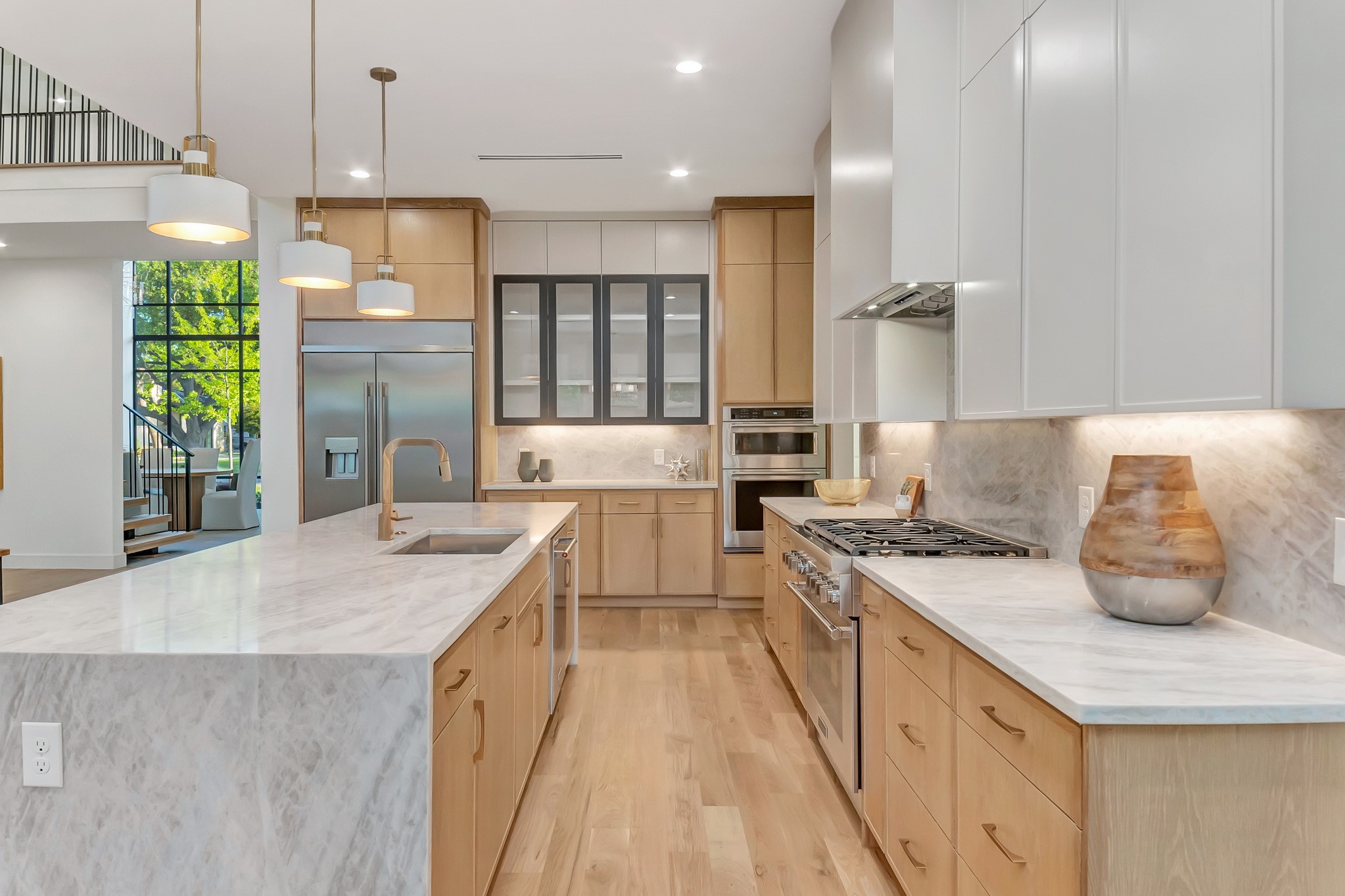 3667 Ingleside Drive Dallas TX 75229