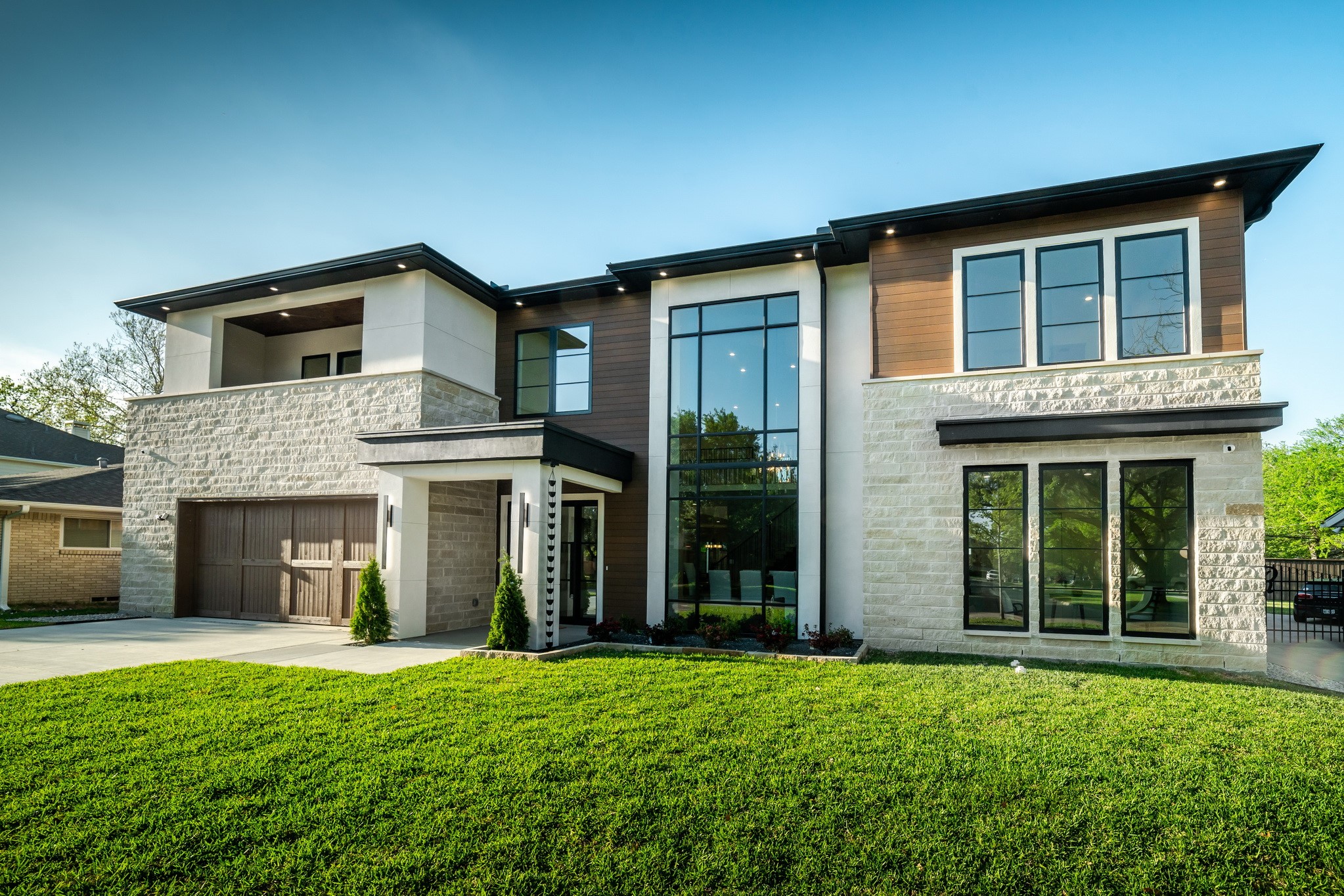 3667 Ingleside Drive Dallas TX 75229