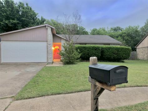 7472 Sandhurst Lane S North Richland Hills TX 76182