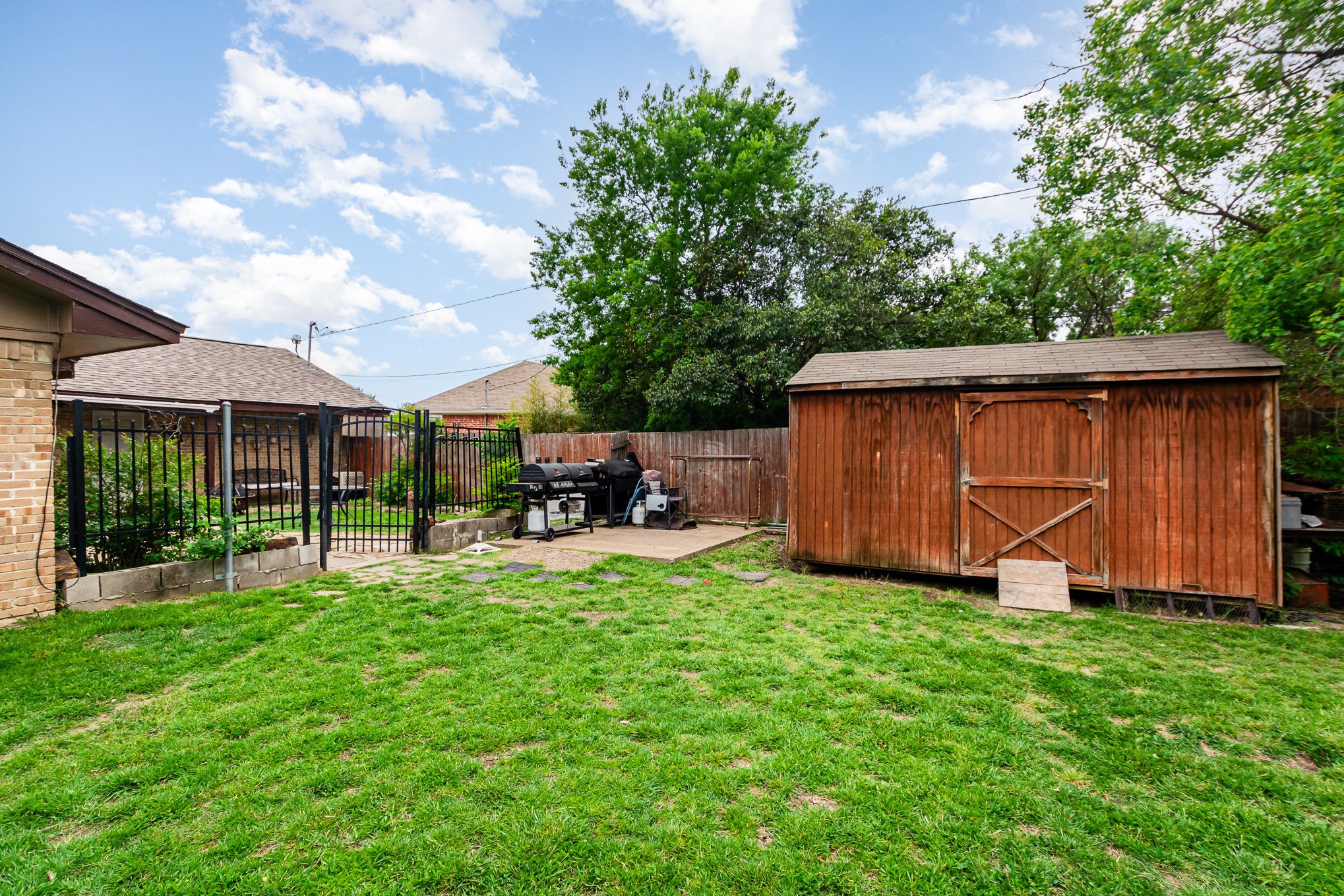 13911 Rawhide Parkway Farmers Branch TX 75234
